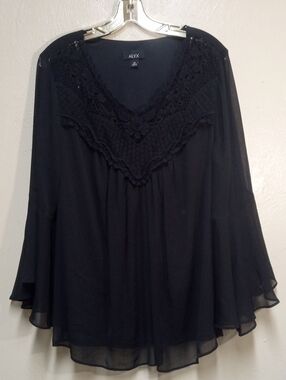 Plus Size 2X black V-neck blouse crochet sheer chiffon fabric lace overlay Alyx